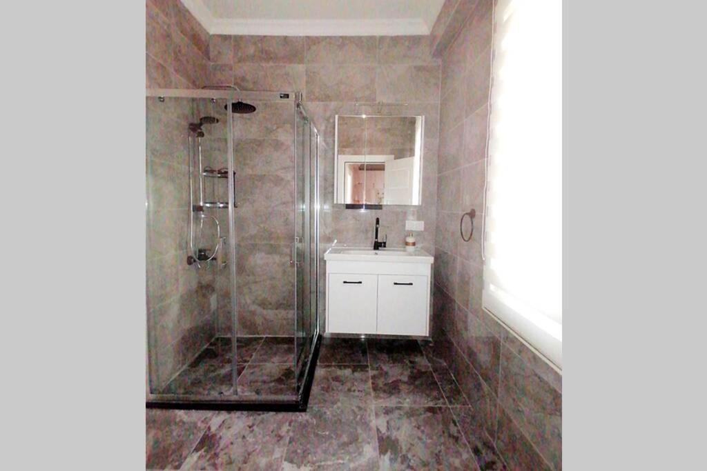 Khalkedon Flat 2 - Kadikoy'Deki Konaklama Adresiniz Istanbul Eksteriør bilde